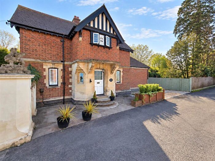 2 Bedroom Detached House For Sale In Tewkesbury Road, Twigworth, Gloucester, GL2