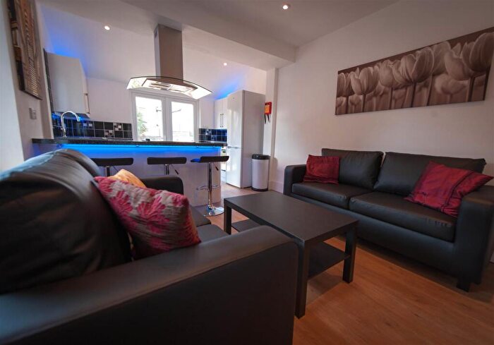 5 Bedroom Terraced House To Rent In Martyrs Field Road, Canterbury, Kent, CT1