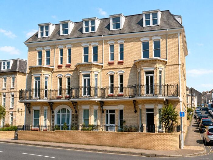 2 Bedroom Apartment For Sale In Wilder Road, Ilfracombe, Devon, EX34