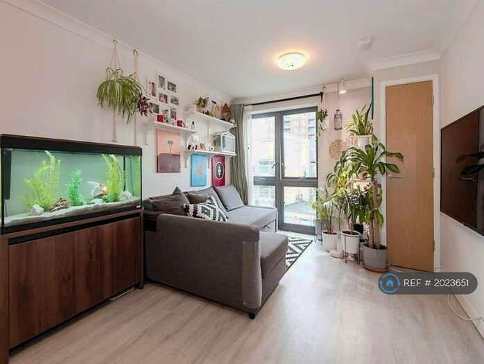 1 Bedroom Flat To Rent In Bond Central, Southampton, SO14