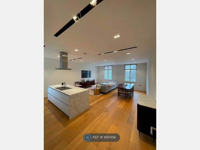 2 Bedroom Flat To Rent In London, London, W9