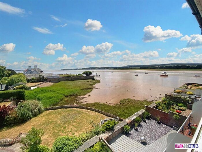 2 Bedroom Apartment For Sale In Strand Court, Topsham, EX3
