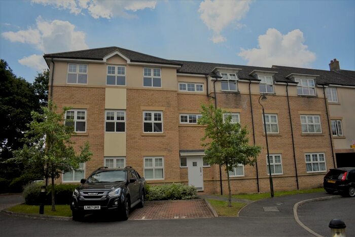 2 Bedroom Flat To Rent In The Hawthornes, Flitwick, MK45