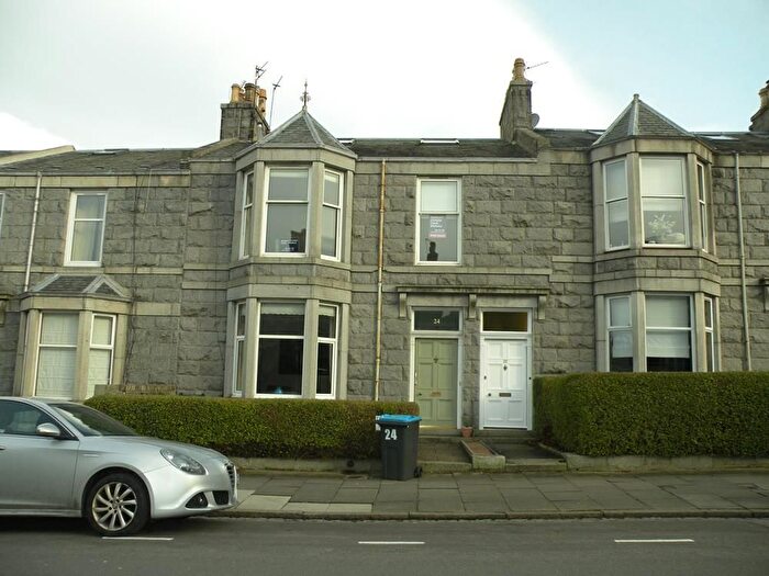 3 Bedroom Flat To Rent In Mile End Avenue, Aberdeen, AB15