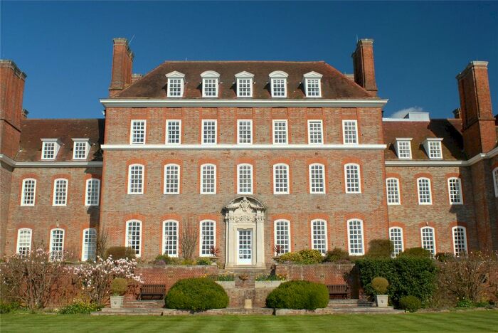 1 Bedroom Flat To Rent In Great Maytham Hall, Maytham Road, Rolvenden, Kent, TN17