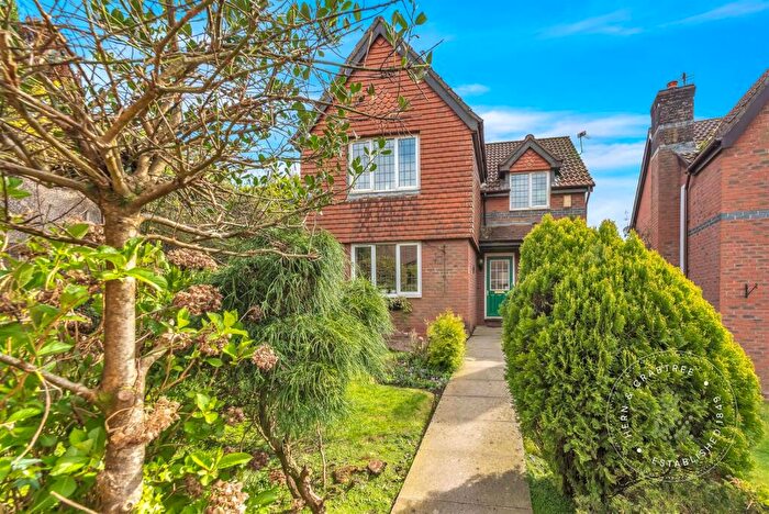 4 Bedroom Detached House For Sale In Maes Y Draenog, Tongwynlais, CF15