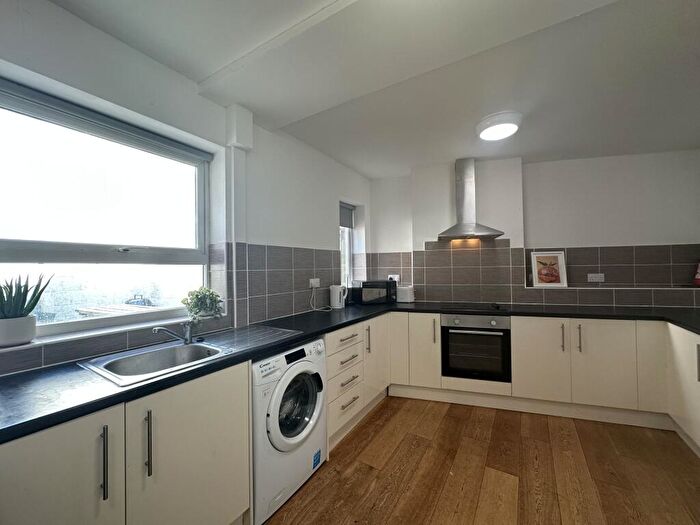 5 Bedroom Terraced House To Rent In West End // Bed House // Sept, LN1