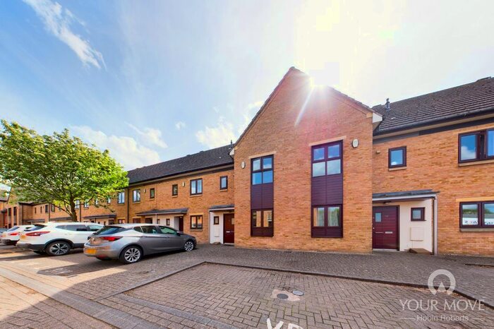 3 Bedroom Terraced House To Rent In Near Side, St James, Northampton, NN5