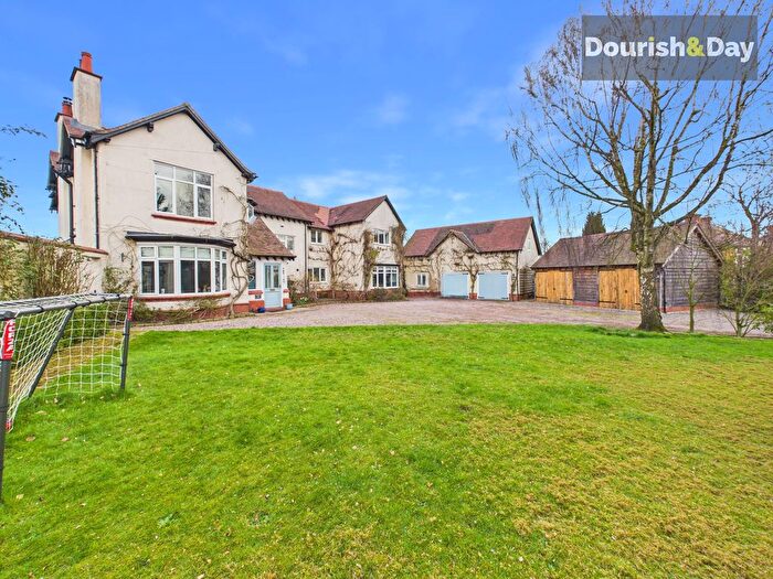 5 Bedroom Detached House For Sale In Pear Tree Lane, Whitchurch, SY13