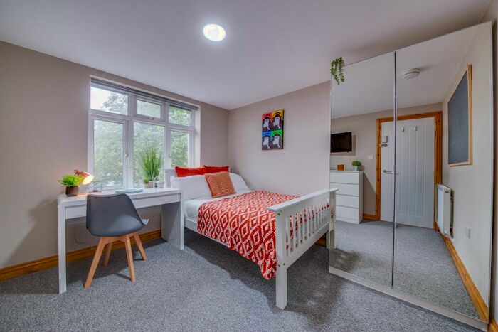 6 Bedroom Property To Rent In Ednaston Road, , Nottingham, NG7