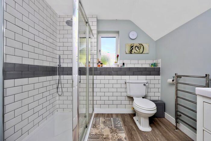 2 Bedroom Terraced House For Sale In East Horsley, KT24