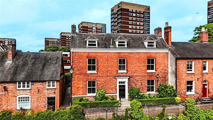1 Bedroom Penthouse To Rent In Lady Bank, Tamworth, Staffordshire, B79