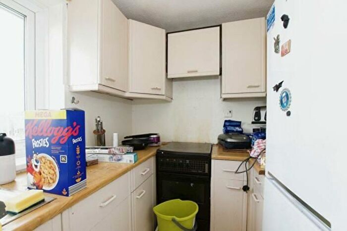 2 Bedroom Flat For Sale In Falmouth Walk, Cramlington, NE23