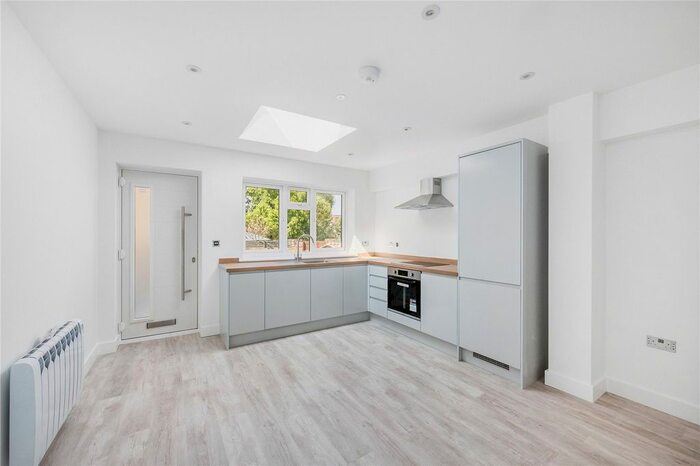 1 Bedroom Flat To Rent In Pitshanger Lane, Ealing, W5