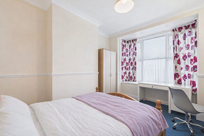 4 Bedroom Terraced House To Rent In Kimberley Road, Brighton, BN2