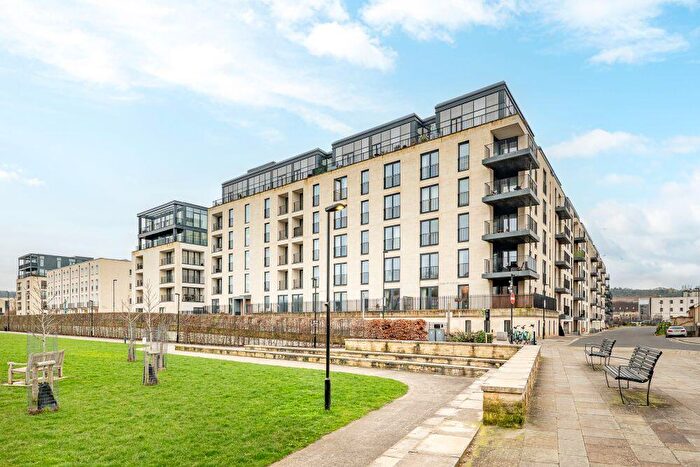 2 Bedroom Apartment To Rent In Alexandra House, Elizabeth Parade, Bath, BA2