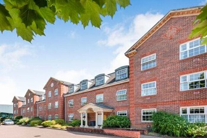 1 Bedroom Flat To Rent In London Road, Camberley, GU15