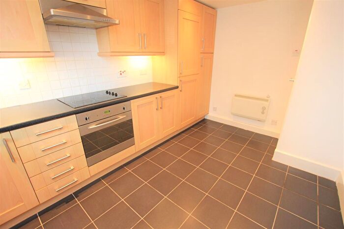1 Bedroom Flat To Rent In Evesham Road, Astwood Bank, Redditch, B96