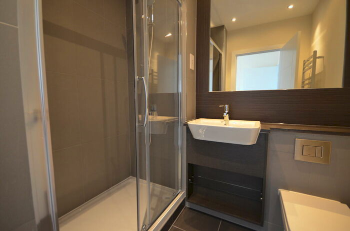 2 Bedroom Apartment To Rent In Peninsula Quay, Pegasus Way, Gillingham, ME7