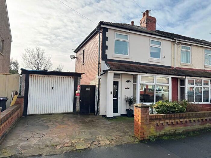 3 Bedroom End Terrace House For Sale In Harcourt Road, Blackpool, FY4