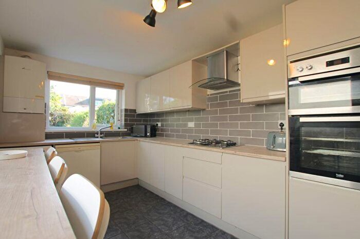 6 Bedroom Detached House To Rent In Flora Street, Cardiff, CF24