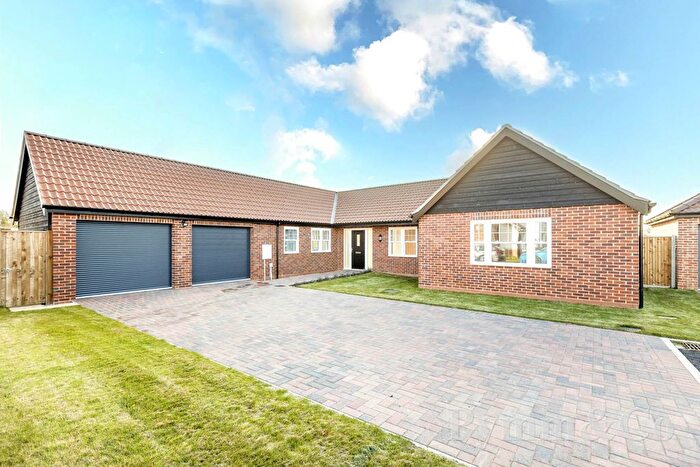 3 Bedroom Detached Bungalow For Sale In High Green, Brooke, NR15