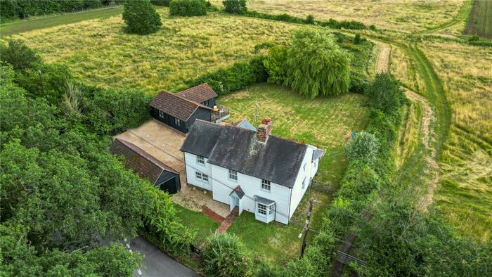 3 Bedroom Detached House For Sale In Grange Road, Tiptree Heath, Colchester, CO5