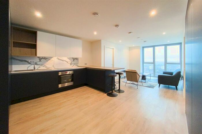 2 Bedroom Apartment To Rent In Riverview, M3