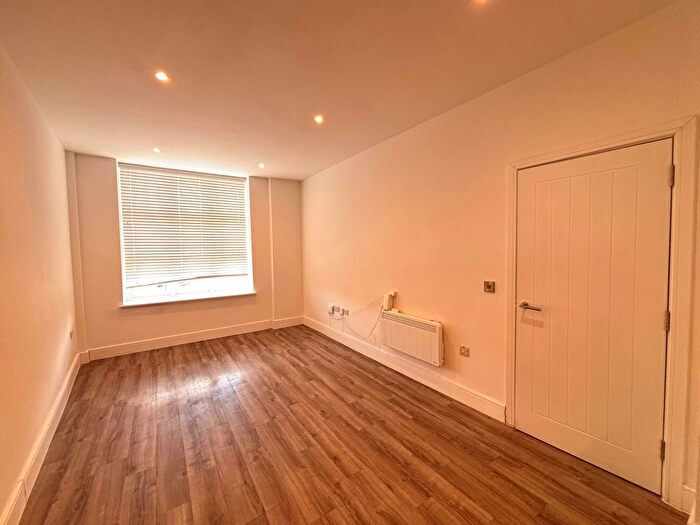 1 Bedroom Flat To Rent In College Place, Southampton, SO15