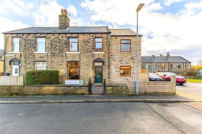 4 Bedroom Semi Detached House For Sale In Dartmouth Street, Slaithwaite, Huddersfield, HD7