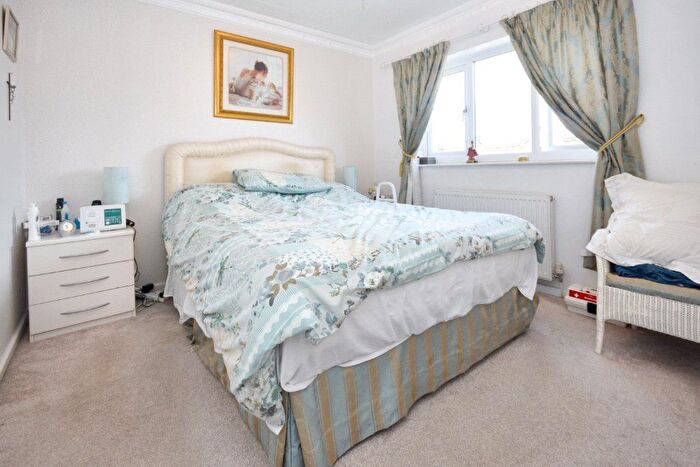 4 Bedroom Detached House For Sale In Grange Drive, Ossett, West Yorkshire, WF5