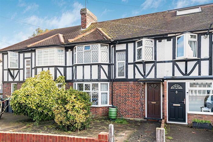 3 Bedroom Terraced House For Sale In Hollybush Road, Kingston Upon Thames, KT2
