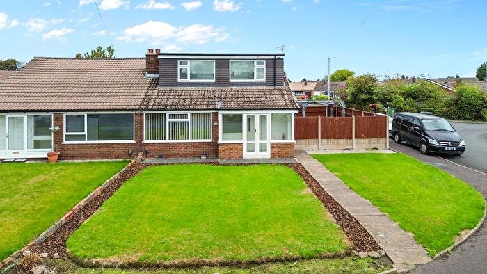 4 Bedroom Semi Detached Bungalow For Sale In Bispham Drive, Ashton-In-Makerfield, WN4