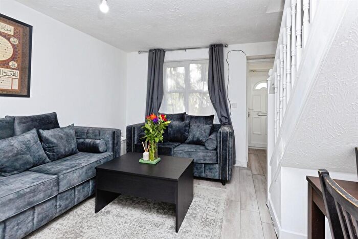 2 Bedroom End Of Terrace House For Sale In Bierley House Avenue, Bradford, BD4