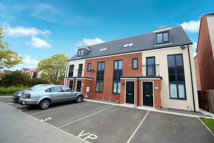 3 Bedroom Terraced House To Rent In Elmwood Park Mews, Great Park, NE13