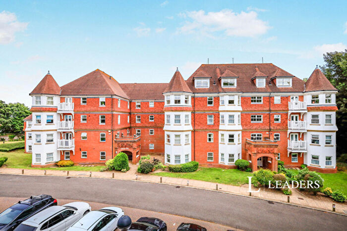 2 Bedroom Flat To Rent In St Annes Road, BN21
