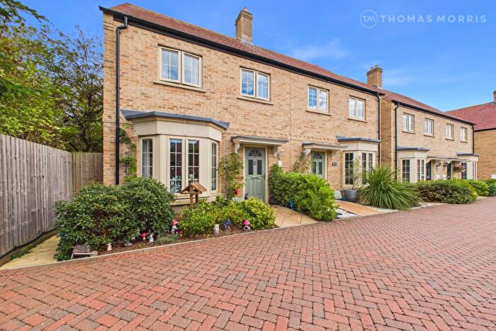 3 Bedroom Semi-Detached House For Sale In Ream Close, Godmanchester, Huntingdon, Cambridgeshire, PE29