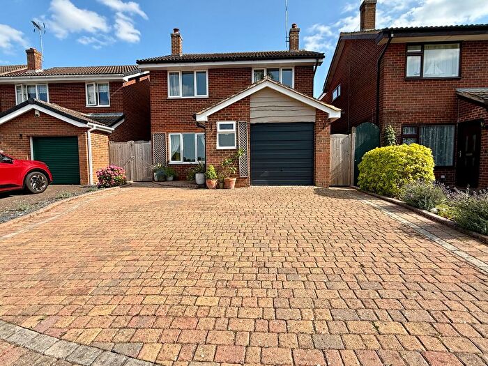 4 Bedroom Detached House For Sale In Greenway Braunston, Northamptonshire, NN11