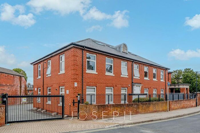 1 Bedroom Apartment To Rent In Stevenson Road, Imperial Court, IP1