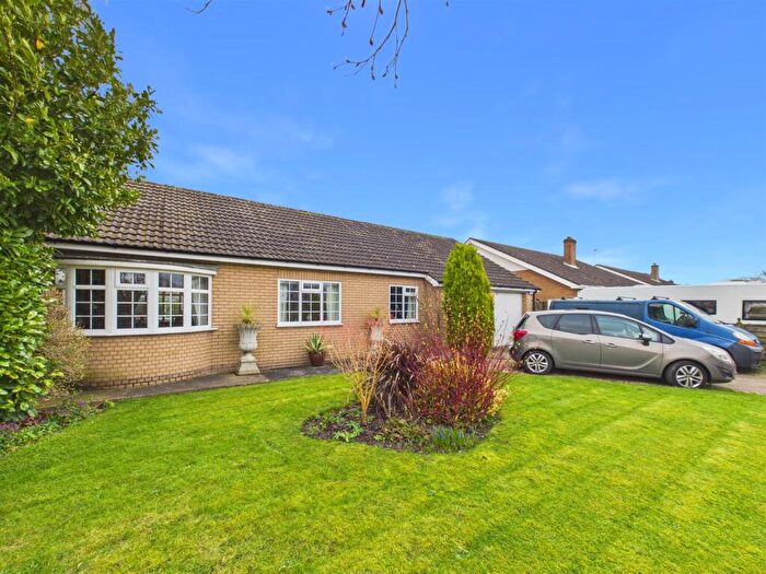 3 Bedroom Detached Bungalow For Sale In Station Road, Louth, LN11