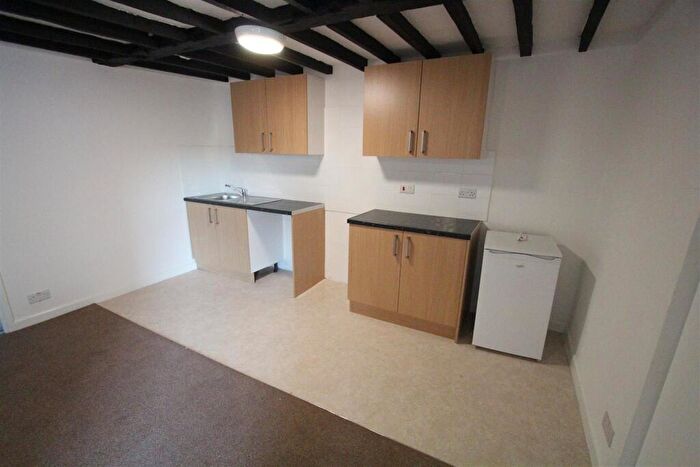 1 Bedroom Flat To Rent In Royal Fountain Mews West Street Sheerness Kent, ME12