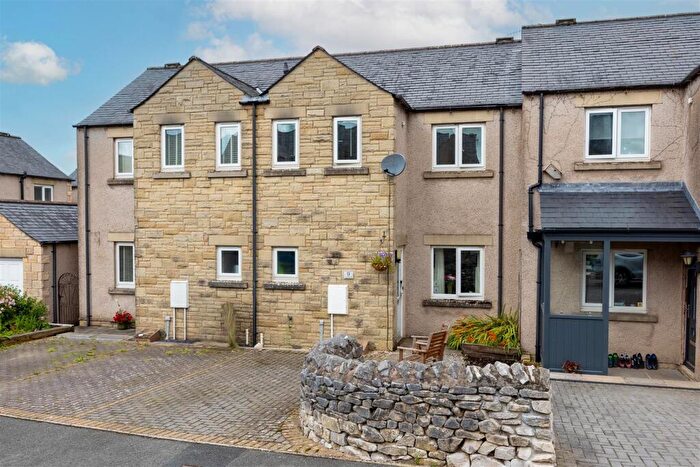 3 Bedroom Terraced House For Sale In Green Meadow Close, Ingleton, LA6