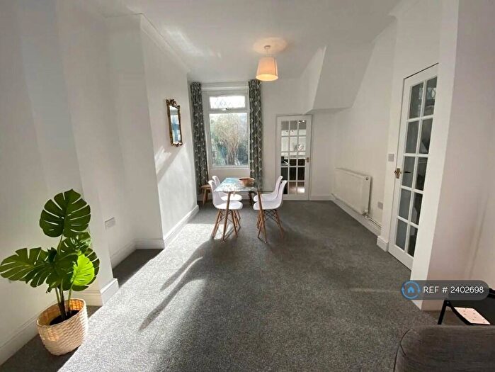 2 Bedroom Terraced House To Rent In Anglesey Street, Cardiff, CF5