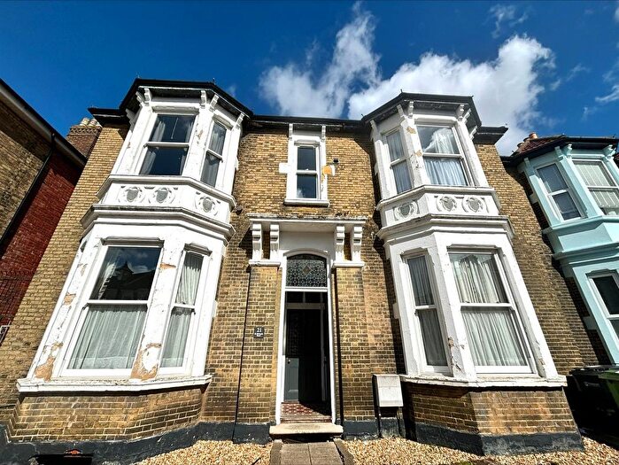 Studio To Rent In St. Edwards Road, Southsea, PO5