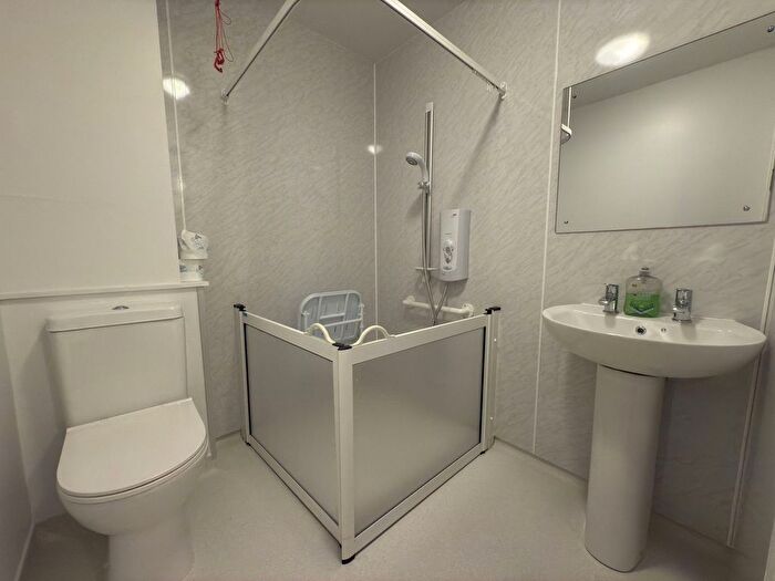 1 Bedroom Flat For Sale In Argyle Court, Crown, Inverness, IV2