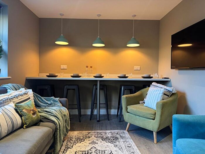 5 Bedroom Detached House To Rent In Varsity Beeston, Fletcher Road, Beeston, Nottingham, NG9