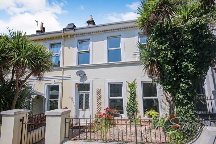 4 Bedroom Terraced House To Rent In Scarborough Road, Torquay, TQ2