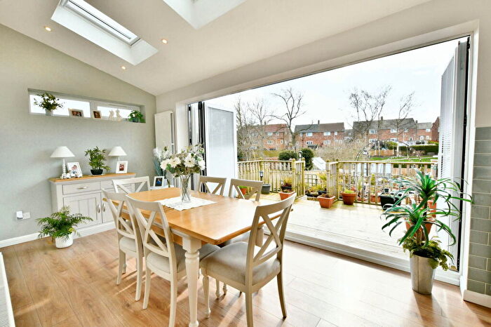 3 Bedroom Semi-Detached House For Sale In Laburnum Grove, Sunniside, NE16