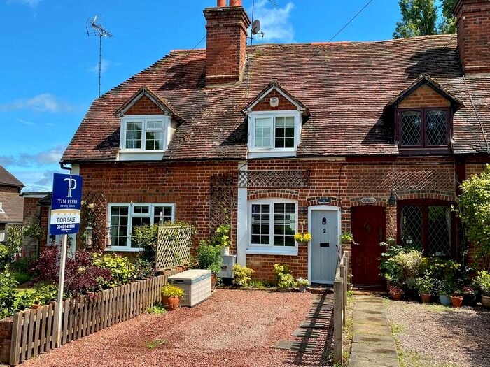 2 Bedroom Cottage For Sale In Common Lane, Binfield Heath, Henley-On-Thames, RG9