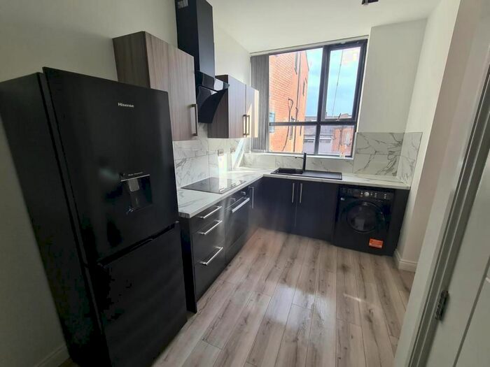 1 Bedroom Flat To Rent In Barrow Street, St. Helens, WA10